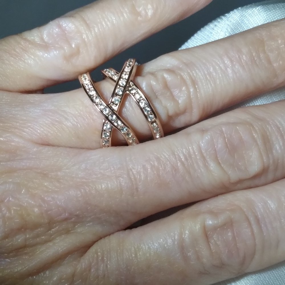 Womens Rose Gold Plated Cz Highway Band Ring Size 6